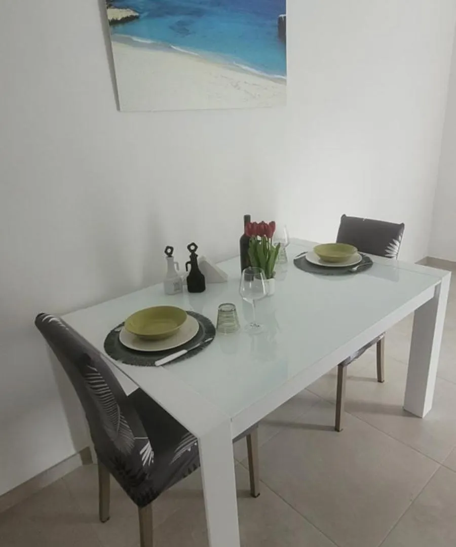 Intero Appartamento Con Parcheggio Gratuito Porto Torres 0*,  Italie