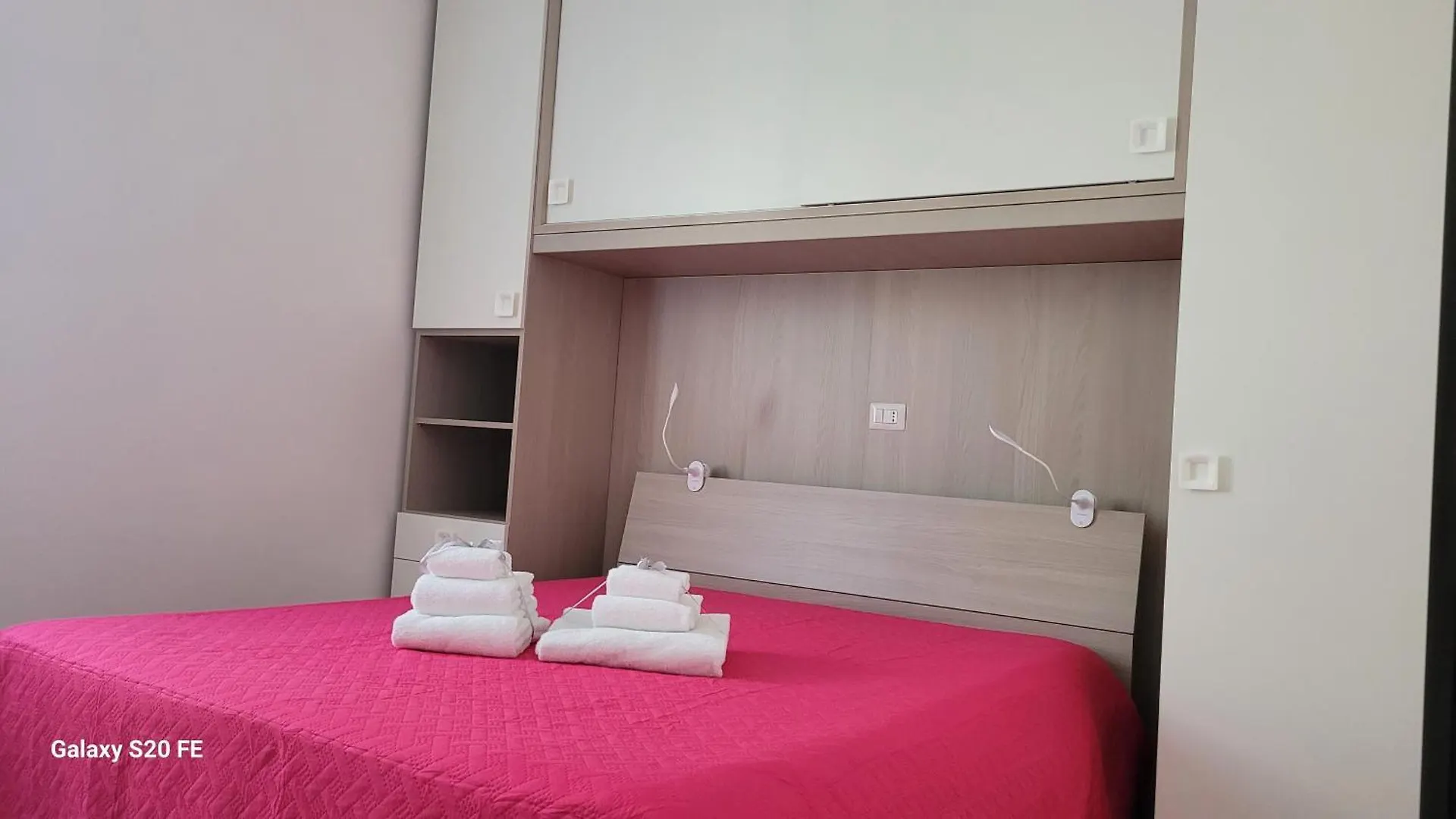 Intero Appartamento Con Parcheggio Gratuito Porto Torres 0*,  Italie